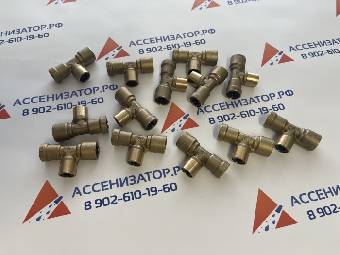 Фитинг тройник 8-6-8 Camozzi 9540