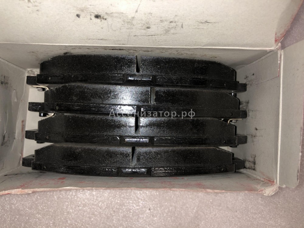 Колодки тормозные передние LEXUS TOYOTA 0446524021