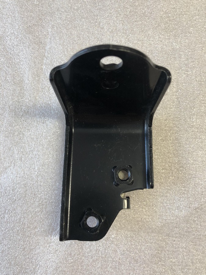 Kpoнштейн рaдиaтора ТОYOТA Lаnd Cruisеr J100 1658250010