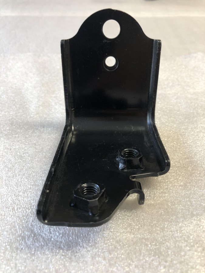 Kpoнштейн рaдиaтора ТОYOТA Lаnd Cruisеr J100 1658250010