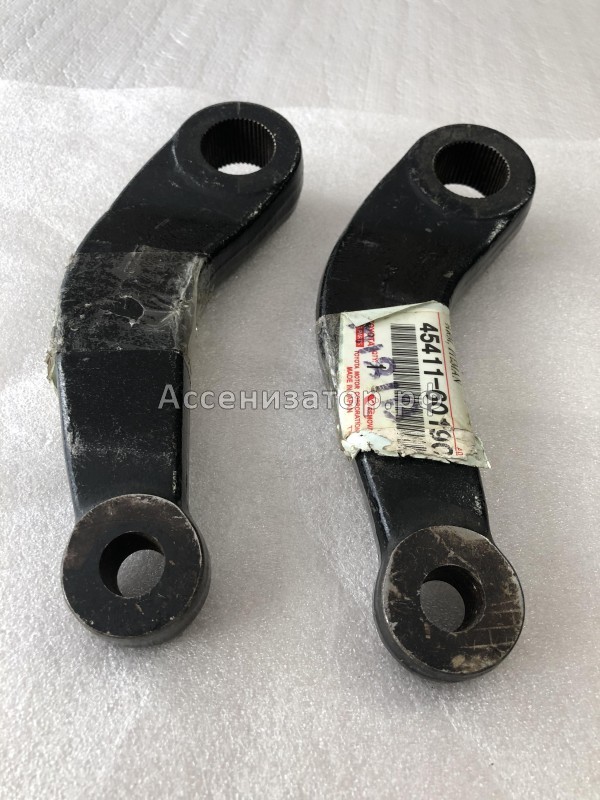 Сошка рулевого механизма TOYOTA LAND CRUISER 4541160190