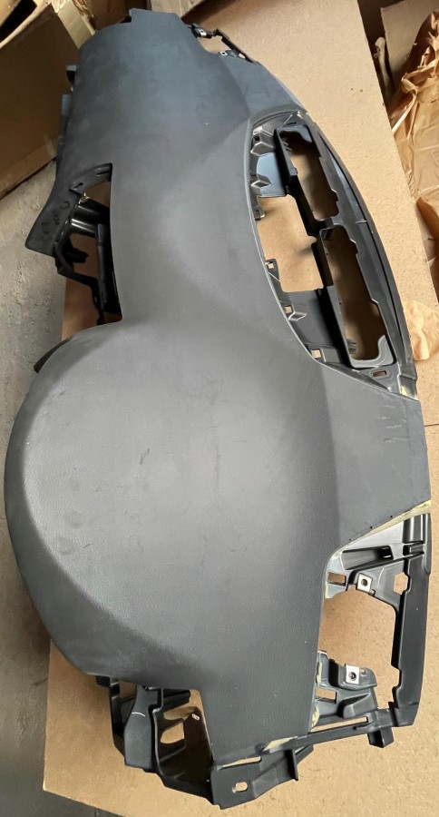 Панель приборов торпедо правый руль TOYOTA Camry V40 5540133190B0