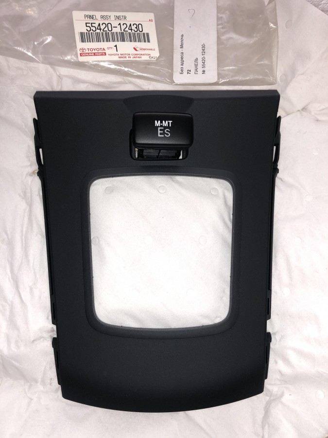 Накладка декоративная Toyota Corolla E150 2006-2013 5542012430