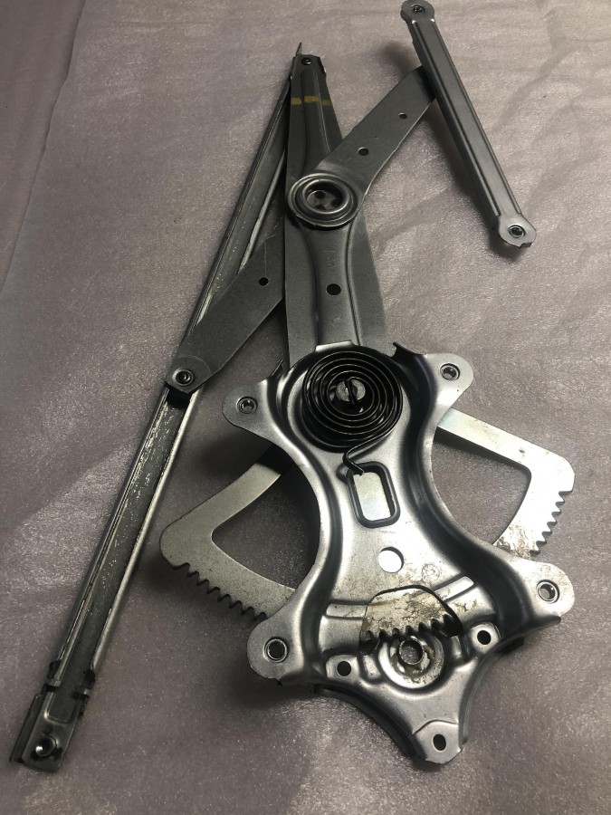 Стеклоподъемник передний левый TOYOTA CAMRY CV30 2001-2006 6980233060