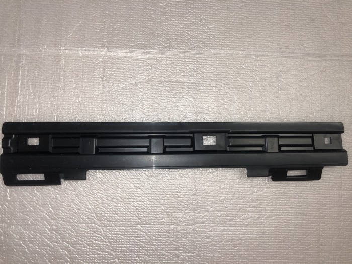 Молдинг планка поясная TOYOTA 7573360010