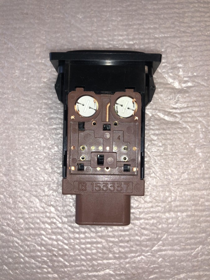 Выключатель подогрева сидения Lexus RX300 8475148030