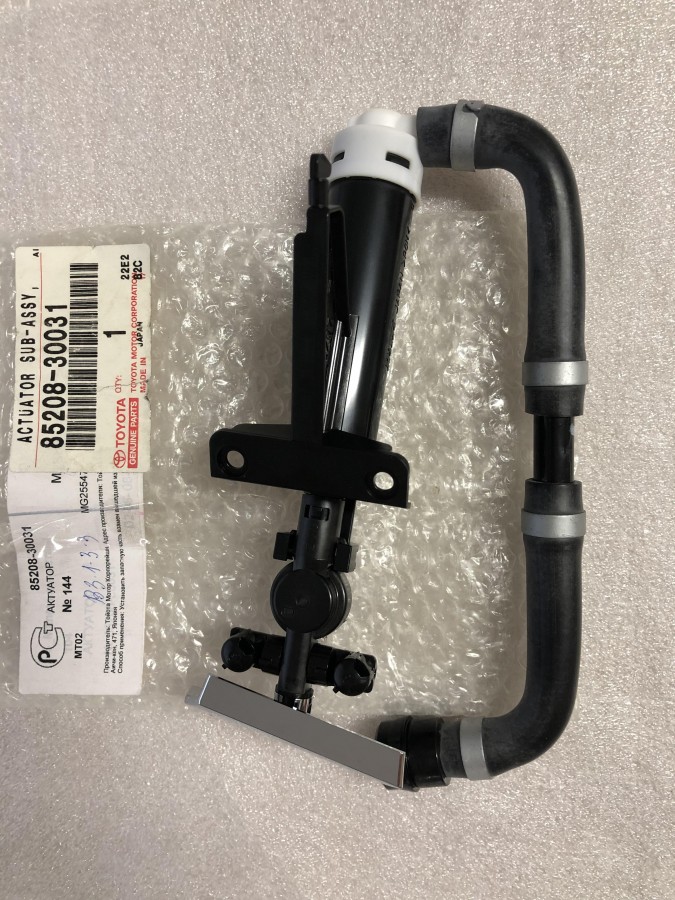 Привод форсунки омывателя фар левый LEXUS GS300 LH 8520830031