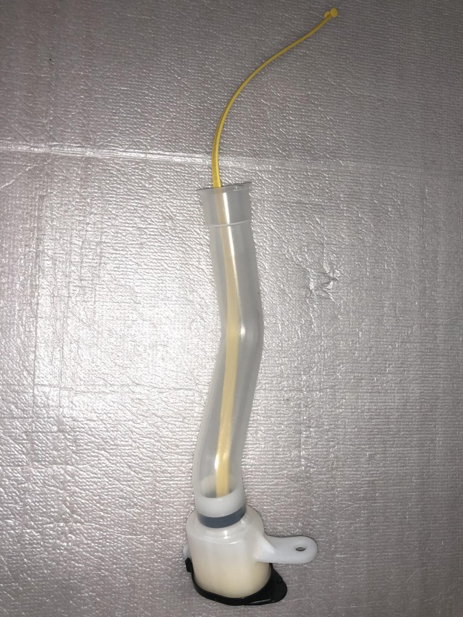 Горловина бачка омывателя TOYOTA COROLLA AURIS 8531912530