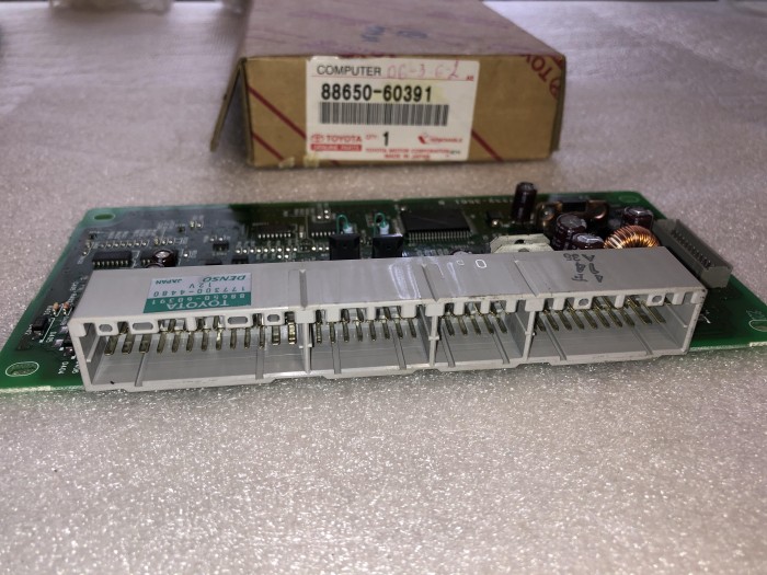 Блок управления климатом TOYOTA Land Cruiser 100 8865060391 88650-60390