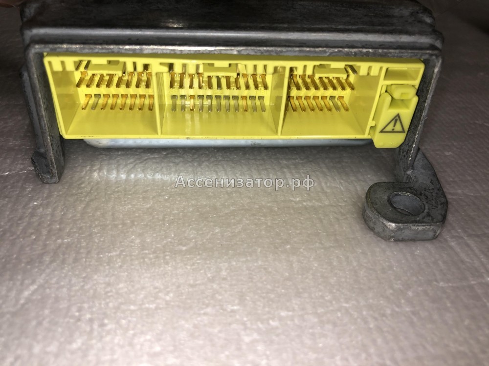 Блок системы безопасности AIR BAG Toyota COROLLA E120 2001-2006 8917002270