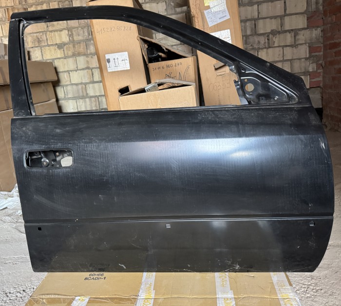 Дверь передняя правая Toyota Camry V20 Gracia 6700133060