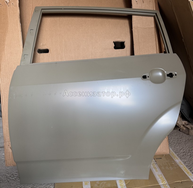 Дверь Toyota Corolla Verso 2004-2009 670040F010 задняя левая