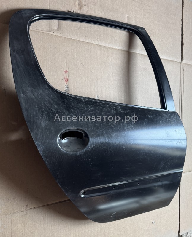 Дверь задняя правая Peugeot 206 9008.A5
