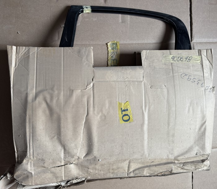 Дверь задняя левая Peugeot 206  9006.78