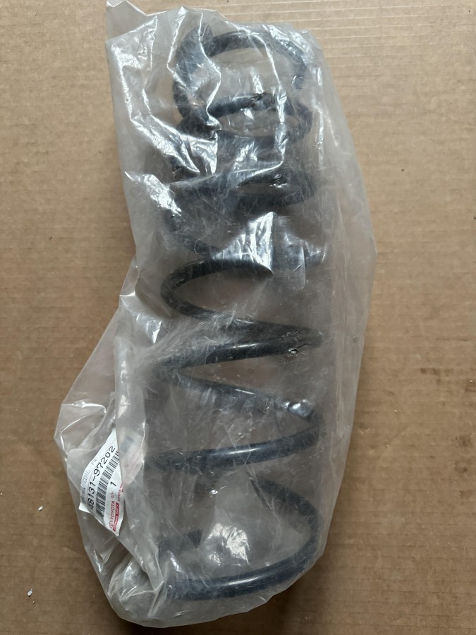 Пружина передняя Toyota Duet M110A 4813197202