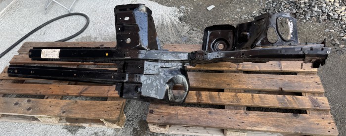 Лонжерон передний правый PEUGEOT 307 7213TA