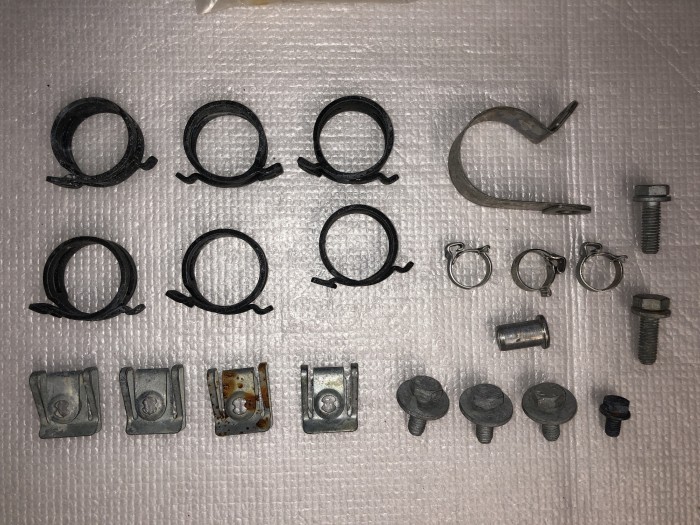 Комплект крепежа WEBASTO BMW E60 64500396436